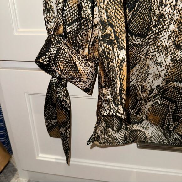 Zara Snake Print Blouse XS - Picture 7 of 9